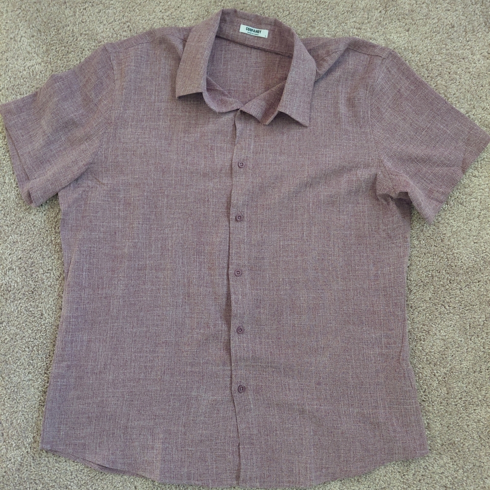 Men's Short Sleeve Shirt in Maroon